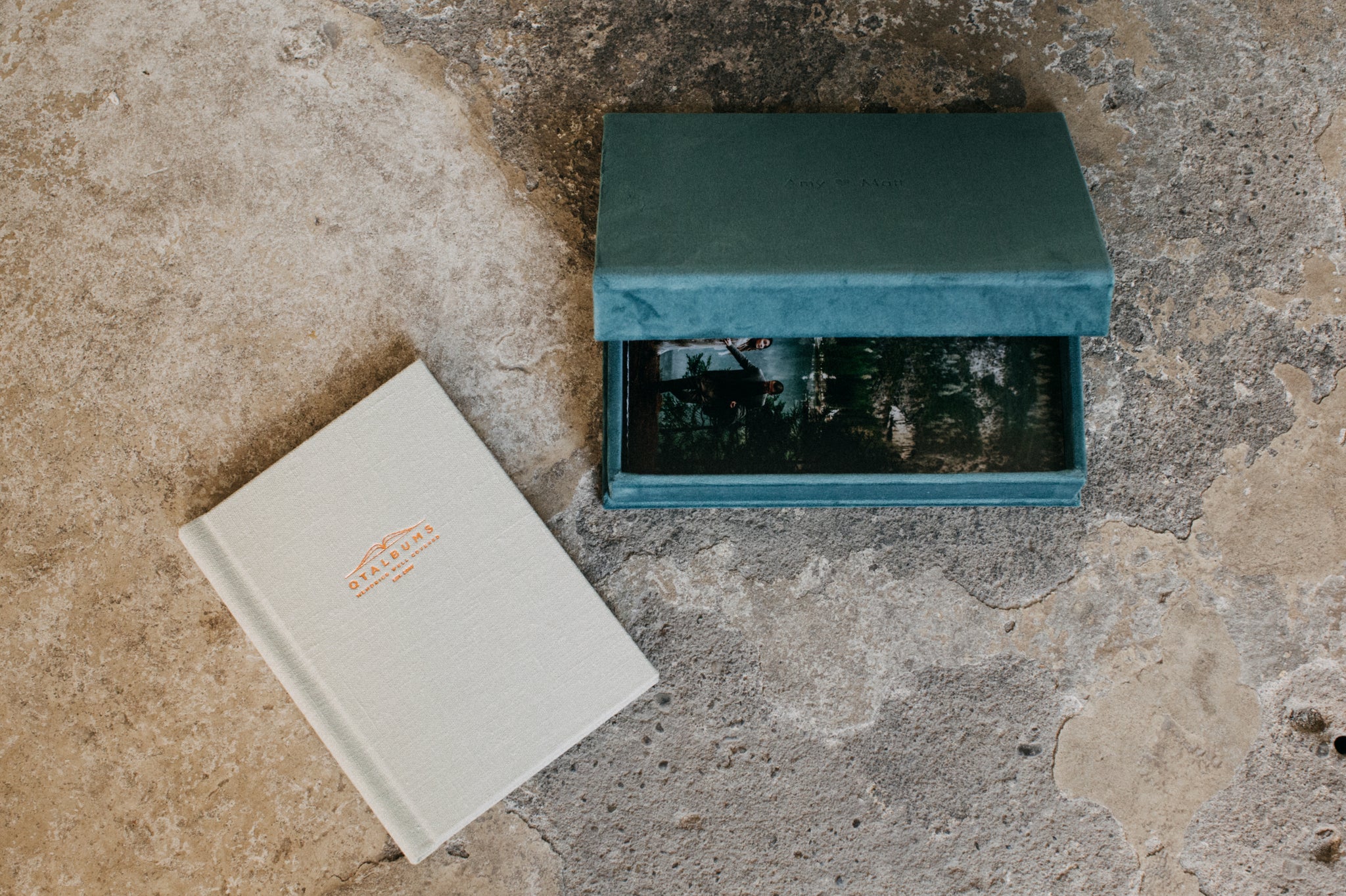 Clamshell Box Starter Kit – QtAlbums